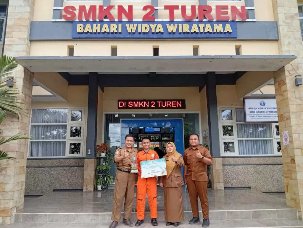 SMKN 2 Turen juara LKS Jatim